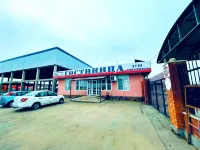 Hotel Komfort  호텔
