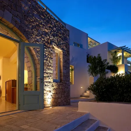 Asterias Boutique Hotel