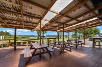Waitangi Holiday Park - Parkering