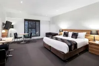 Ballarat Suites - parking