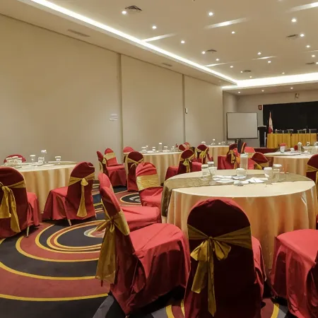 Grand Hap Hotel Solo