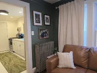Stylish Apt in Walker's Point - Condos