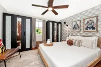 Garden Retreat on Carroll Creek + Free Parking