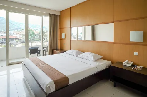 Aster Hotel - Bintang 1