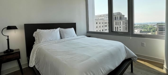 Luxurious Retreat Prime Location Hotels in Arlington