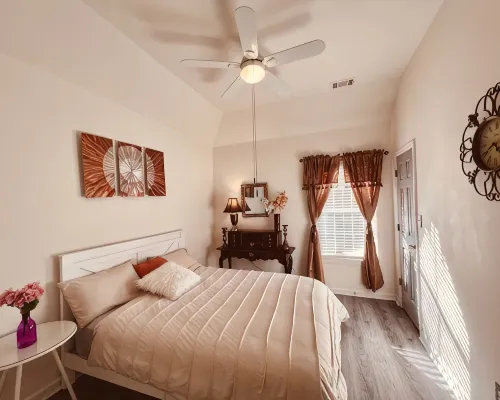 4 BR home quiet and peaceful Hotels in Chamblee