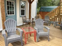 Nestle Inn-centrally located-walk to historic town Square-Big Rocks park & more