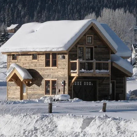 Location •Beautiful •Amazing •Views •Steam Shower •2 Blks to Elk •Dog Friend