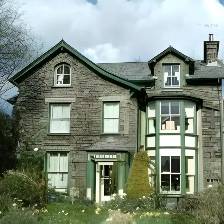 Puddle Duck Lodge – Adults Only