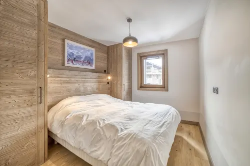 Luxurious 4-room apartment with swimming pool, gym, spa and parking