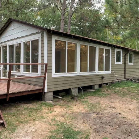 Waterfront Cottage, Swim, Paddle, Fish and Relax on Your Private Dock.