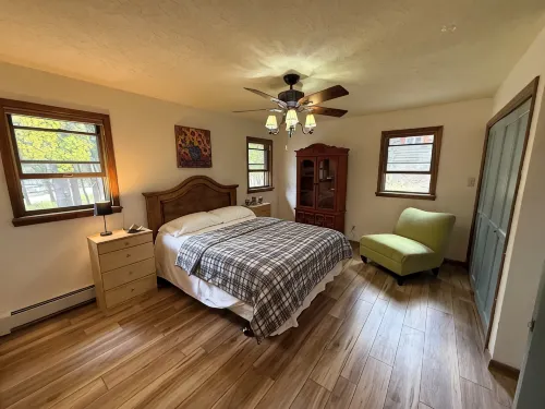 Newly Renovated, Near Country Club and Ski Resort, fiber internet & Hot tub*