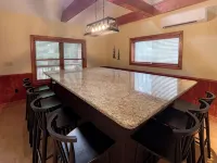 Pine Crest Lodge, 8Br 5BA Home with Beach Access, Fire Pit, & Private Hot Tub - Chalets