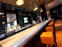 Village Hotel Leeds South - bar
