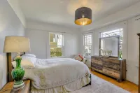 Attractive condo w sunny backyard in peaceful neighborhood - Condos