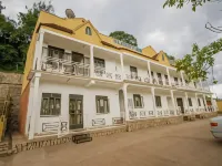 Albertine Tourist Resort Hotéis em Kabale