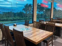 Siam Sky Pattaya Hotel Hotels near Wat Khao Din Temple