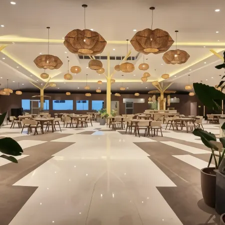 Hotel Prince Garden Daman