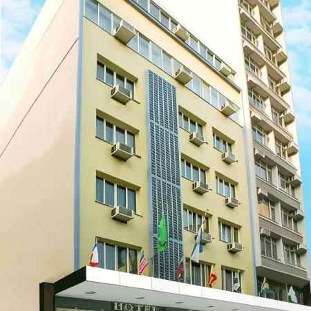 Hotel Pouso Real Отели рядом с достопримечательностью «Кариока Акведук»