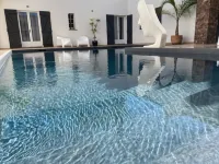 Le Patio Bleu - Private Pools
