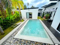 Private 2 Bedroom Villa with Jacuzzi Pool in Phuket, Bang Tao Cherngtalay - บังกะโล