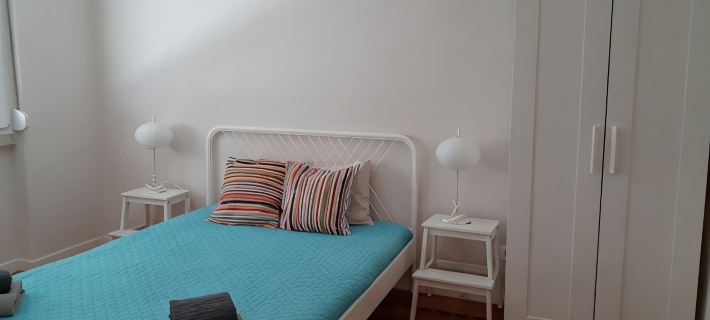 Lisbon Beach Apartments 3. Beach 5 minutes, terrace, barbecue, pets welcome Hotels in Almada