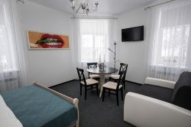 Tkachi Hotel