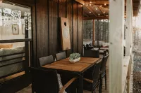 Mountain cabin,Creek access, Hot tub near Hochatown - Alppimaja