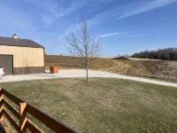 Beautiful house on Lake Rathbun with in-ground pool & 50-amp camper hookup - 3 tähden