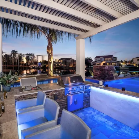 Ritz Waters at Ocotillo, Heated Pool, 5Br/3.5 Bath