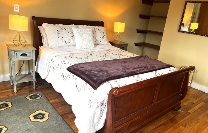 Cozy House in the heart of Waterville Maine.