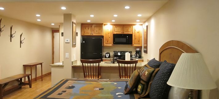 Cozy studio on Copper Moutain only 100 yards to the Super Bee.  Pet Friendly! Hotels in Copper Mountain