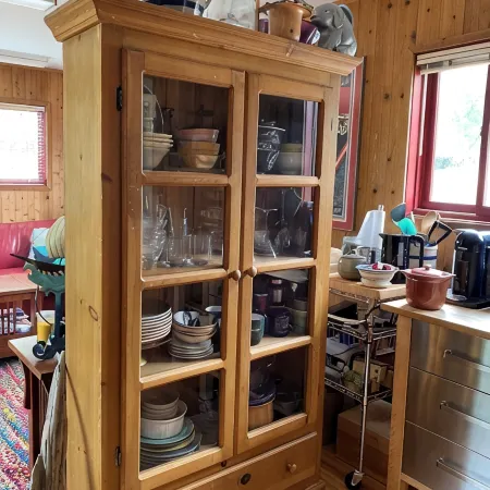 LoveJoy Cottage in quaint historic Coupeville. views of Penn Cove - Pet friendly