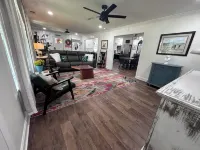 The Fox Den, Luxury Home, Just 2 Minutes Away from the Iconic Bell Buckle Cafe. - WiFi
