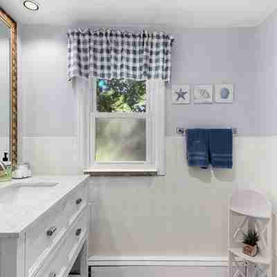 Home Sweet Home in Danbury Rooms