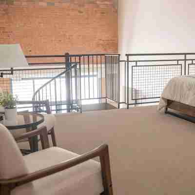Stylish Condo Downtown Sandusky Rooms