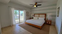 "Endless Sunsets" Ocean View Villa 2 Bedroom / 2 Bath