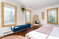 The Herwood Inn - 4-Star