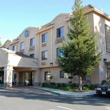 Pleasant Hill Inn