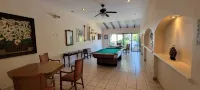 Hotel Quinta San Carlos - Parkplatz
