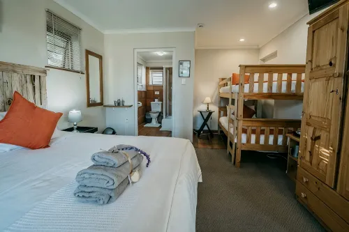 The Village Lodge - parking