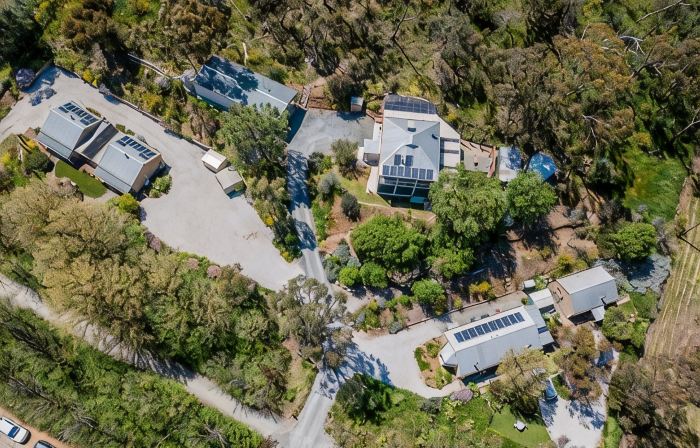 Riesling Trail & Clare Valley Cottages