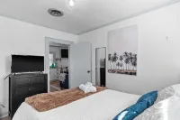 Kure Cabana~Cottages @ Kure~ Beach, Fishing, Pool, Walk to Pier, Parking - 鄉村度假屋