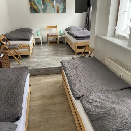 Fisherman's Lodge: 1 room (living/bedroom) - bathroom - kitchen - 30 min to Frankfurt