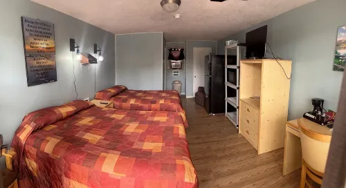 Brickyard Inn - Motels