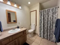 Quiet Apartment in Beautiful Setting - 3 estrellas