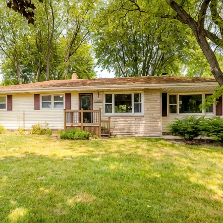 Pet-friendly home near Lake Michigan with fenced in back yard