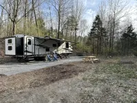 Experience Glamping in style. private Hot tub spa! Private lake -Pet Friendly - 4-Star