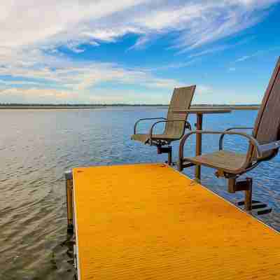 Breezy Hills - Unit 4; Lake Bemidji, King Bed, Kayaks, PB Trail Private Access Others