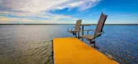 Breezy Hills - Unit 1; Lake Bemidji, King Bed, Kayaks, PB Trail Private Access - พร้อมระเบียง